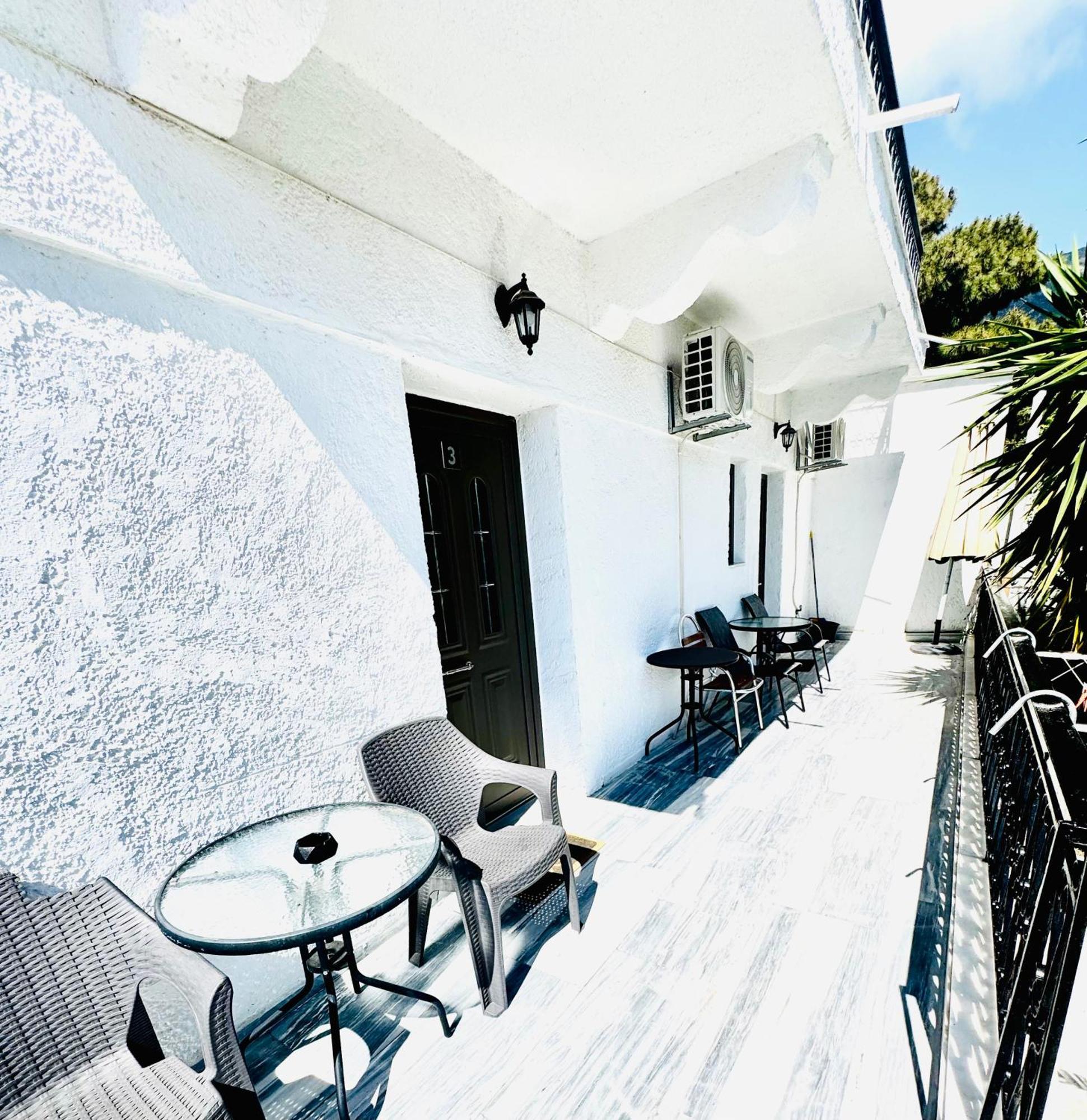 Mani Spot Hotel Areopoli Exterior foto